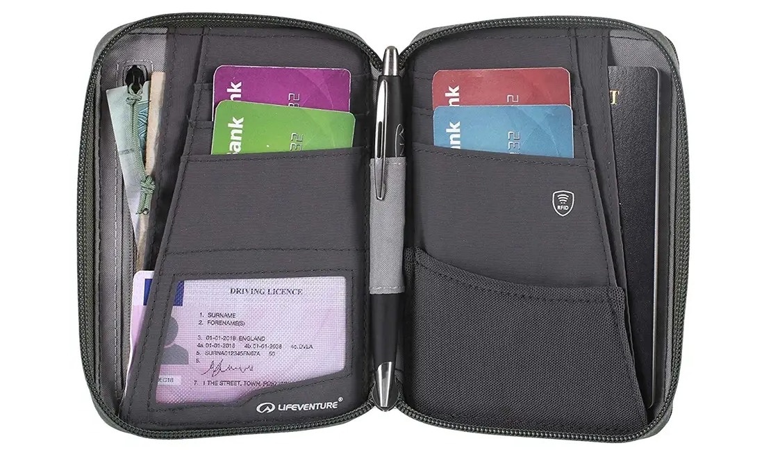 Фотографія Гаманець Lifeventure Recycled RFID Mini Travel Wallet olive 4