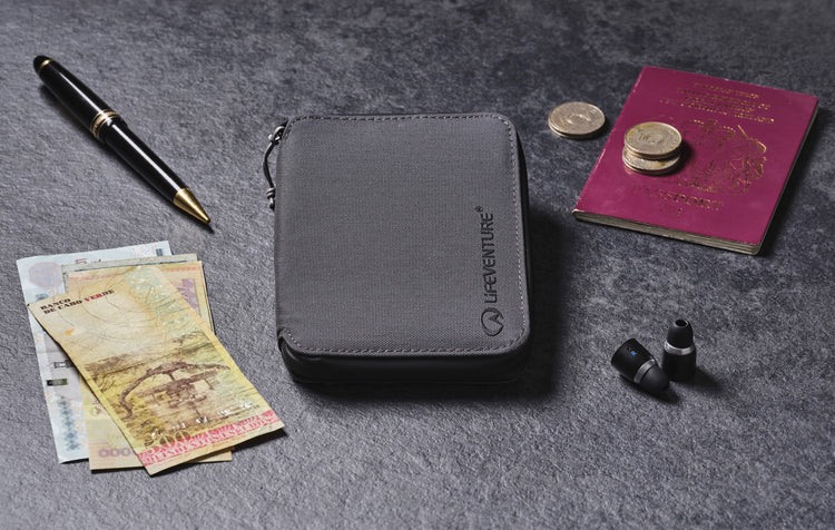 Фотографія Гаманець Lifeventure Recycled RFID Mini Travel Wallet grey 8